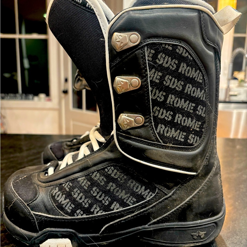 Rome Memphis snowboard boots